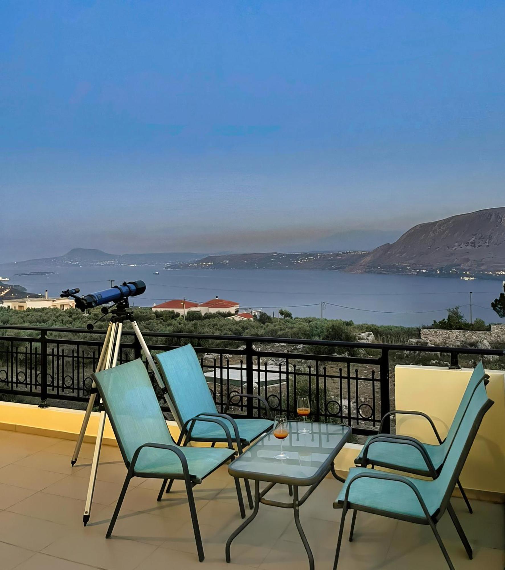 Souda Bay View With Private Pool Near Chania City Exterior foto